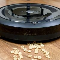 Which Is Better Between Roomba E5 and 890