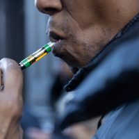 Hexahydrocannabinol Vapes: Understanding Dosage, Effects, and Safety Precautions for New Users