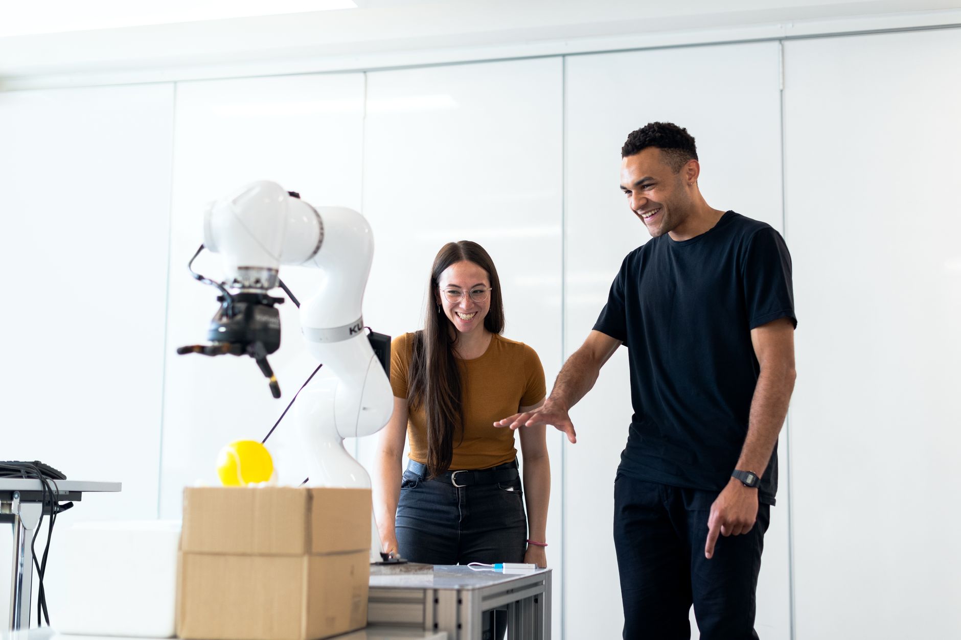 AI models collaboration